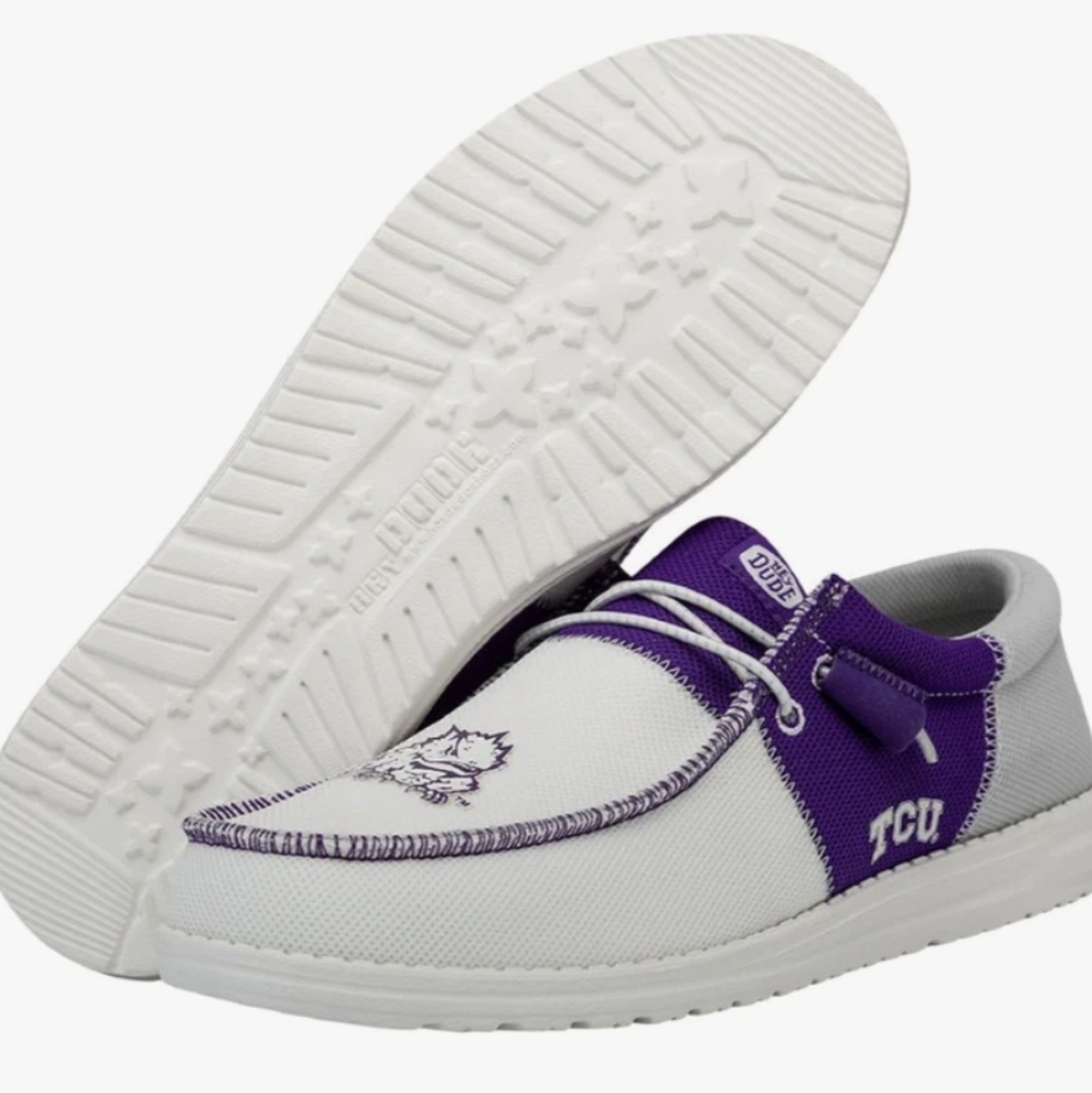 HEY DUDE  WALLY TCU